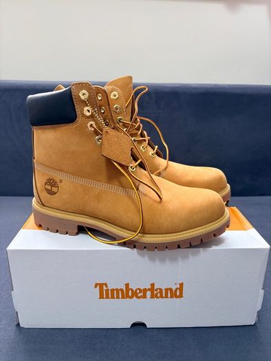Timberland 6-Inch Boots Brand New