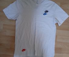 Nike T-shirt