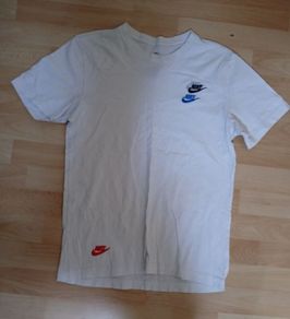 Nike T-shirt