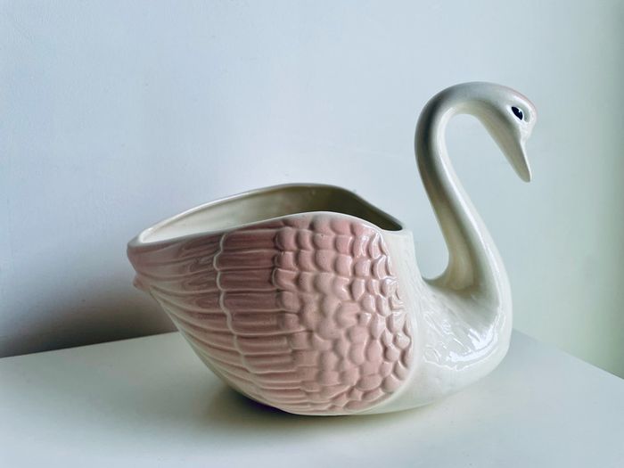 Vintage Style Pink & White Ceramic Swan Planter Vase 21cm