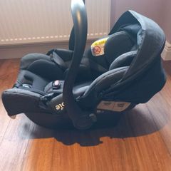 Joei Gemm 2 & Isofix base