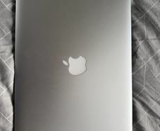 MacBook Air i5