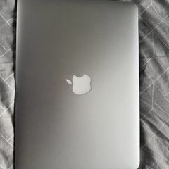 MacBook Air i5