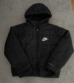 Nike women's puffer jacket extra small