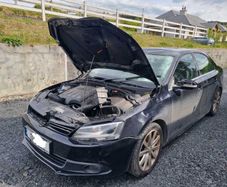 2013 Volkswagen Jetta 1.6 Diesel Manual 5 Speed Breaking