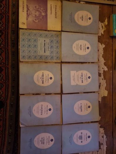 Translation booklets to accompany music listening