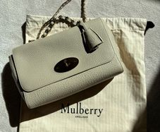 Mulberry Medium Lily with Top Handle