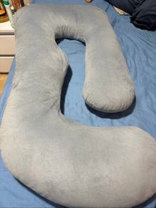 Pregnancy pillow