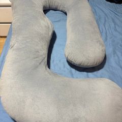 Pregnancy pillow