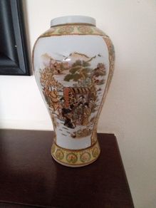 oriental vase