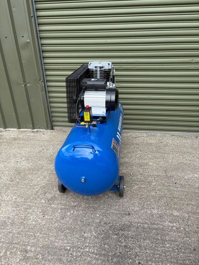 Brand New 200l Manarola 3hp Air Compressor