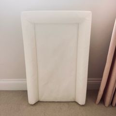baby changing mat