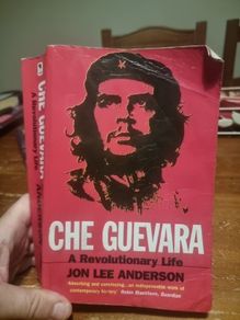 Che Guevara: A Revolutionary Life (Soft cover)