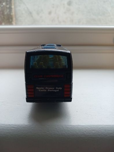 model bus