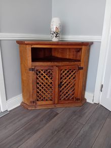 wooden corner unit