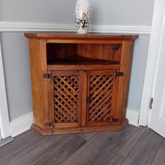 wooden corner unit