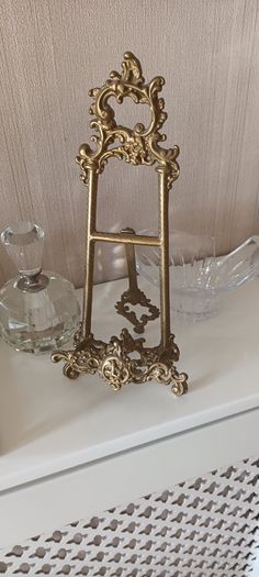 Vintage Brass Easel Stand.