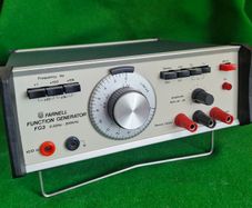 FARNELL Function Generator FG3
