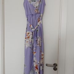 3 bags of ladies' clothes, size L to M sizes, dresses tops shots, handbags, shoes and tops, belts and some casual going out ware, jumpsuits. King-size bedsheets with cases