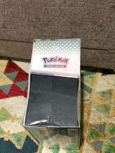 Pokemon Scarlet & Violet Prismatic Evolutions Elite Trainer Box Sealed