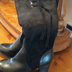 Beautiful Pair of KAYLA Winter Boots