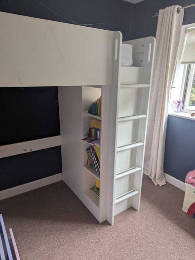 Loft bed