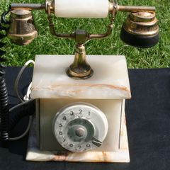 Vintage 60s Rotary Telephone in Onyx - Marble (looks like it's working fine)