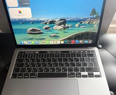 MacBook Pro 13" 2020 i5/16GB/512SSD/521c