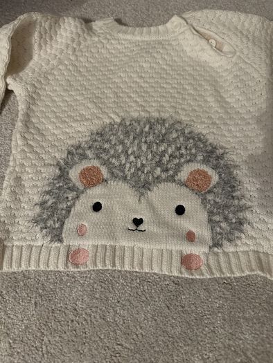 Cream baby winter jumper 6-9 m