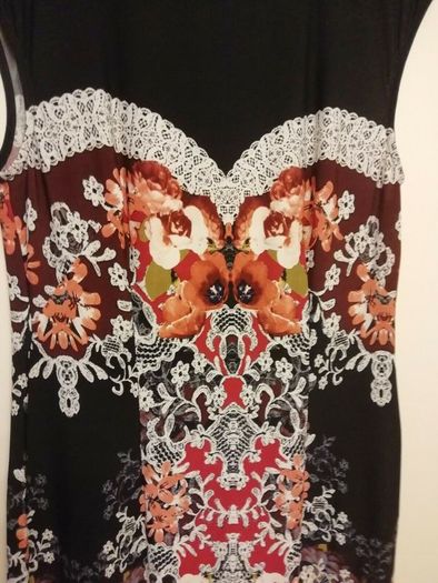 Wallis Dress. FREE POST Size S. Floral  Excellent Condition. Measurements In Description.