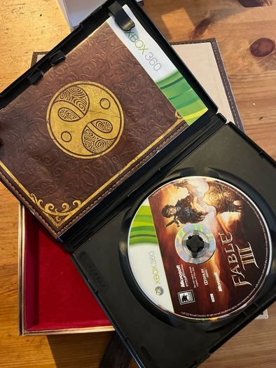 Fable 3 collectors edition xbox 360