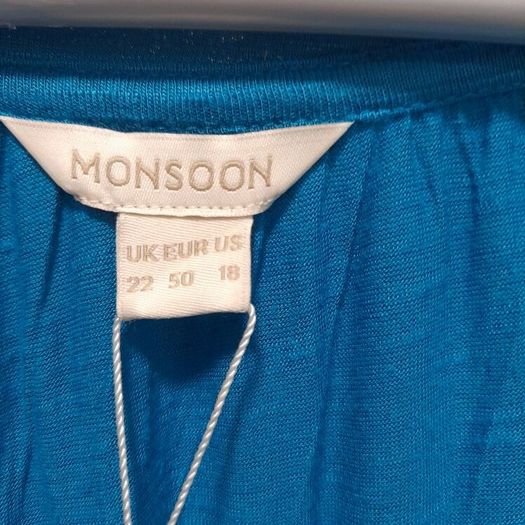 BNWT Teal Monsoon Top Size 22.