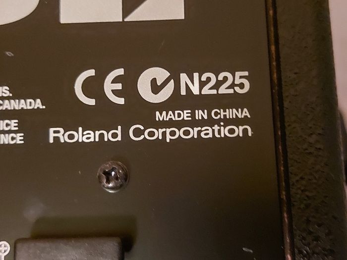 Roland Micro Cube Guitar Amplifier, in excellent condition