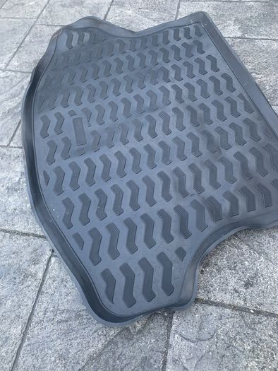 Kia  Sportage  Boots  Rubber  Model   K3