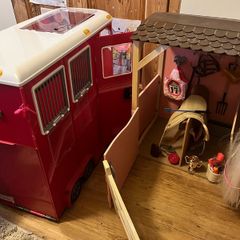 Our Generation Horse Stable & Horsebox