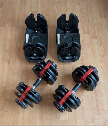 Adjustable dumbells