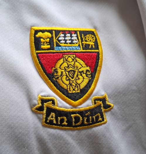 Down GAA O'Neills Gaelic Football Jersey (Adult Medium) FREE POST