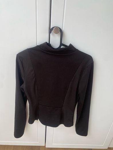 gym zipped jumper