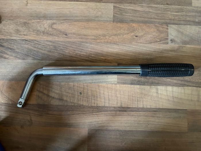 1/2" Adjustable Wheel Nut Brace