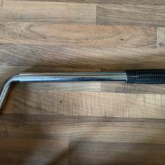 1/2" Adjustable Wheel Nut Brace