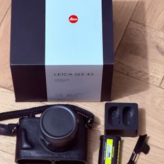 Leica Q3 43 plus extras