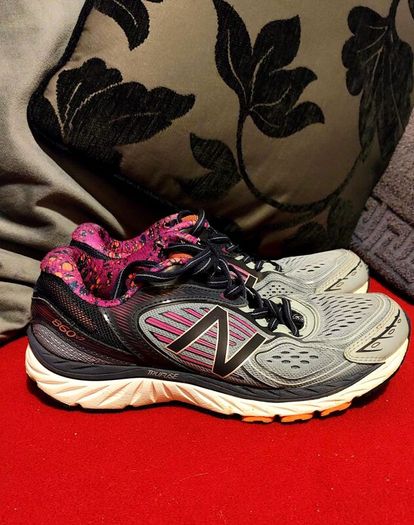 New Balance 860v7 Running Shoes Size EU 39 / US 8 / UK 6