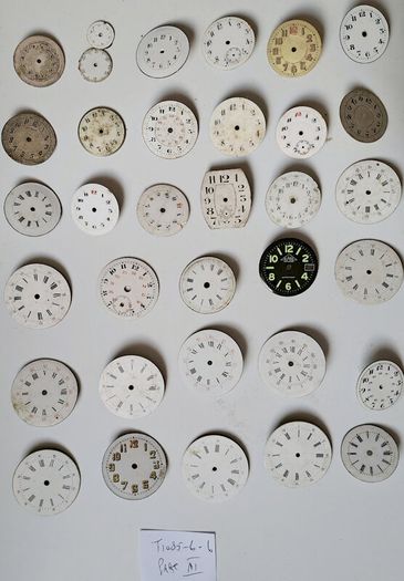 Selection of 32 Vintage Wrist & Fob Watch Dials