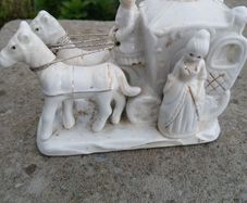 Vintage Rare Porcelain Horse Carriage
