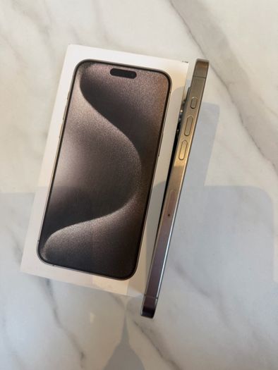 iPhone 15 Pro Max (Sim Free)