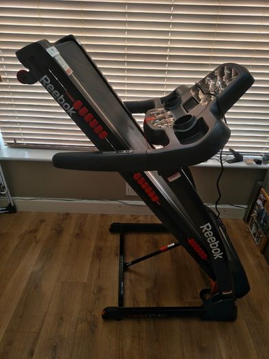 Reebok ONE GT40s treadmill, foldable