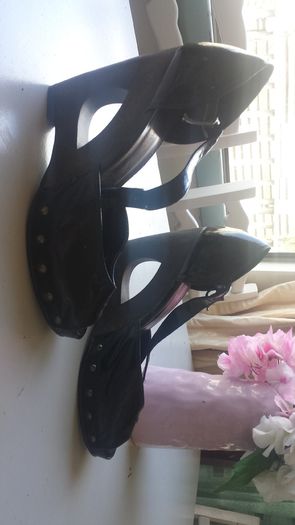 Black Sandals