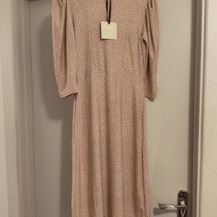 Dress new with tag  "Qed London"
