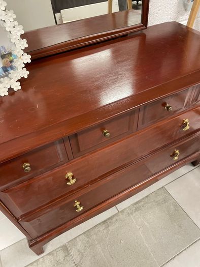 Dressing table