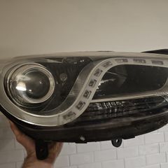 Hyundai i40 Headlight Like New, Single Unit Right side